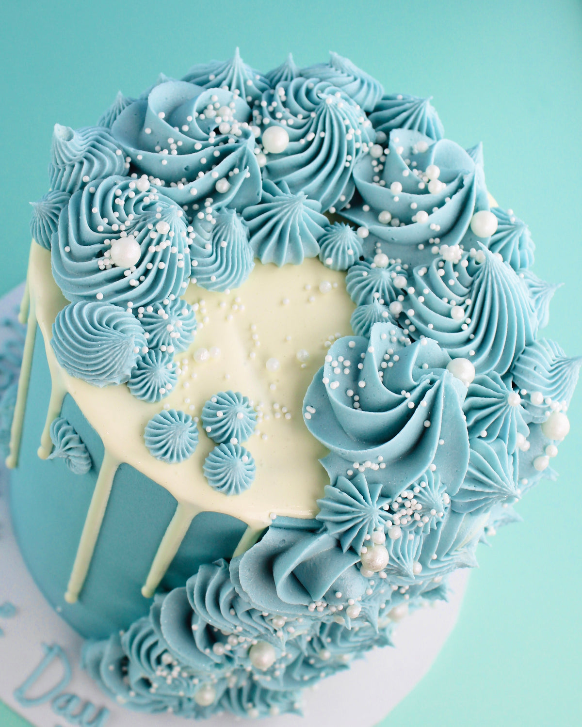 Design Your Own Eggless Cascade Cake | Order Yours Now | Amy's ...