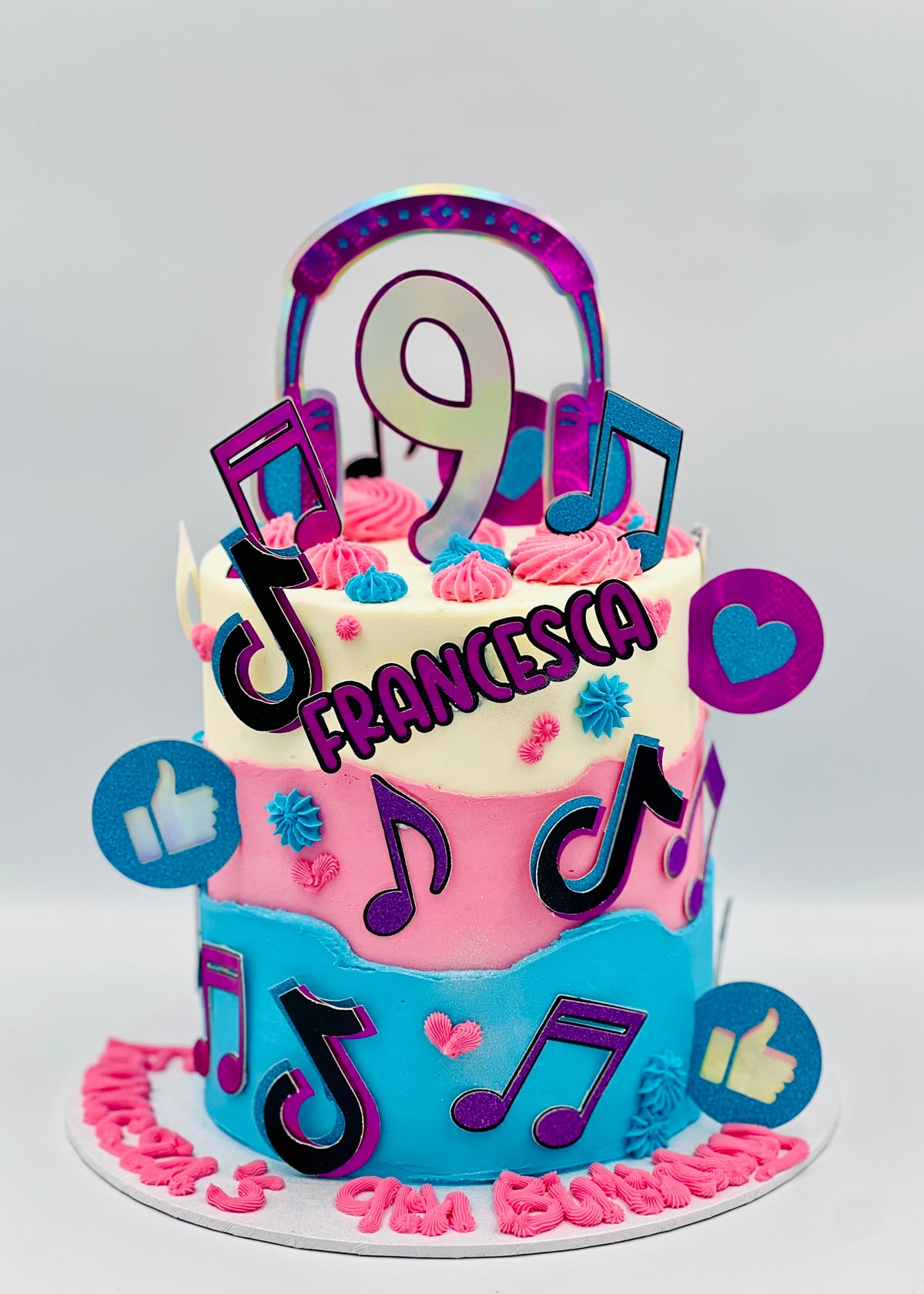TikTok Cake Amys Bakehouse tiktok-cake-amys-bakehouse