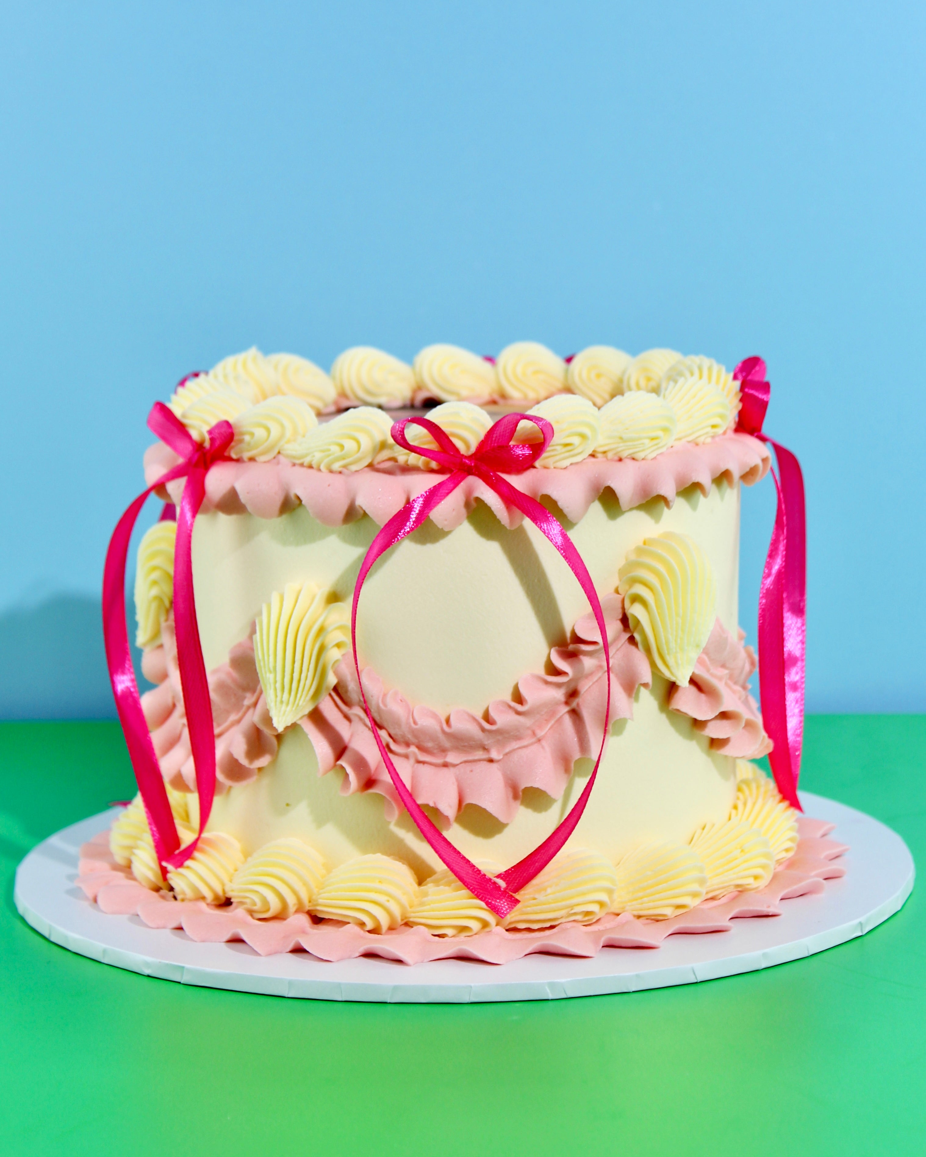 Design Your Own Vintage Cake