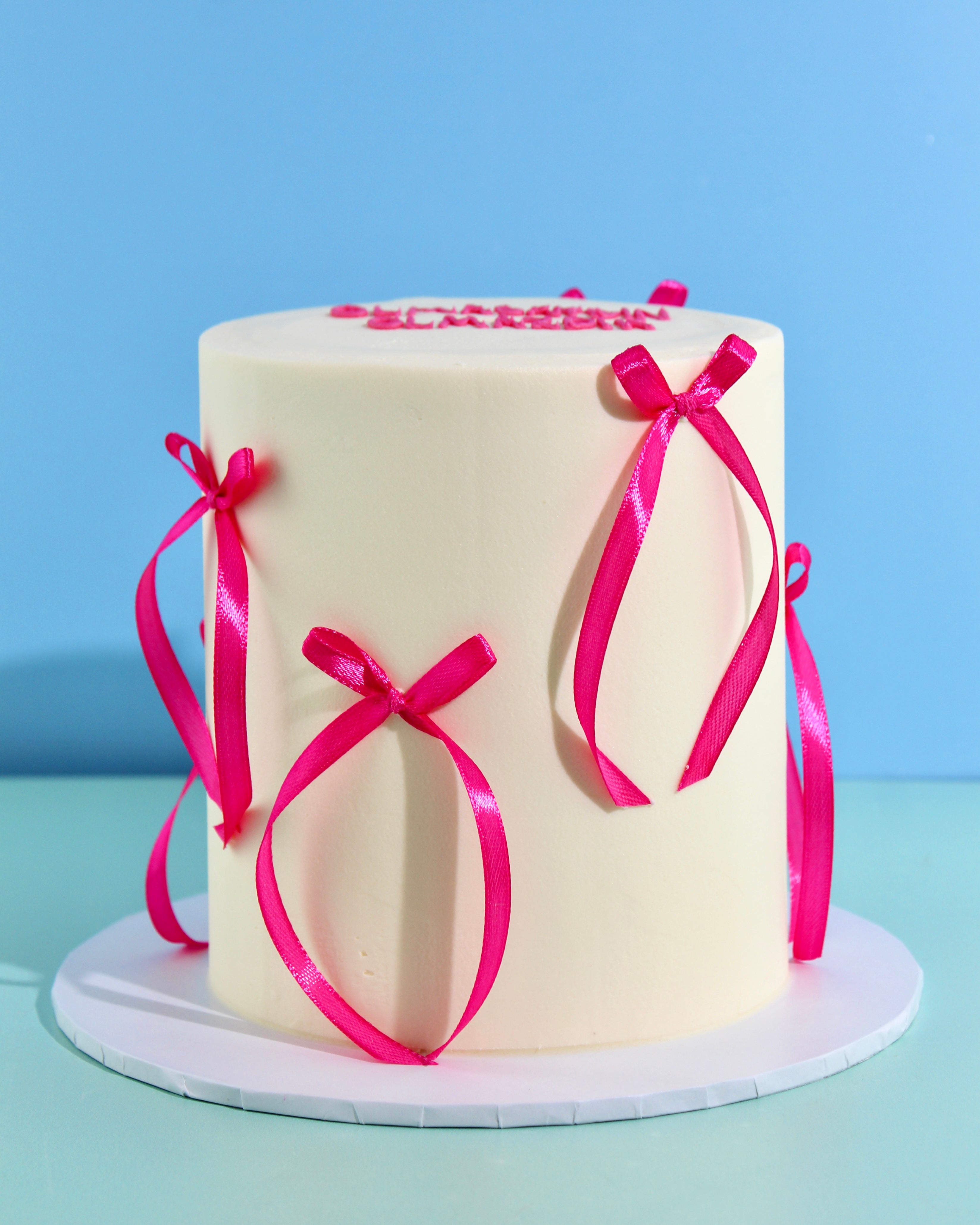 Bow Cake