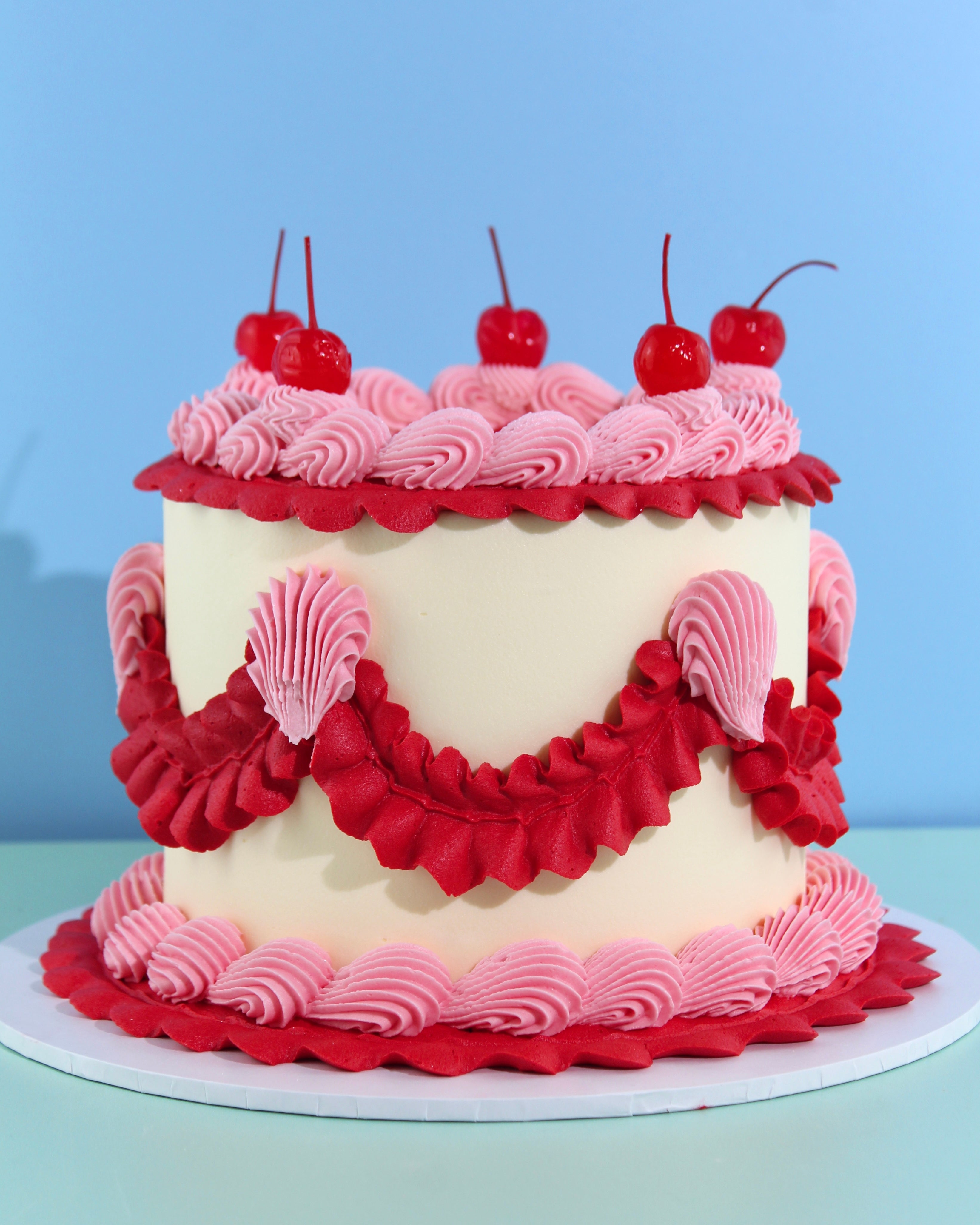 Design Your Own Vintage Cake