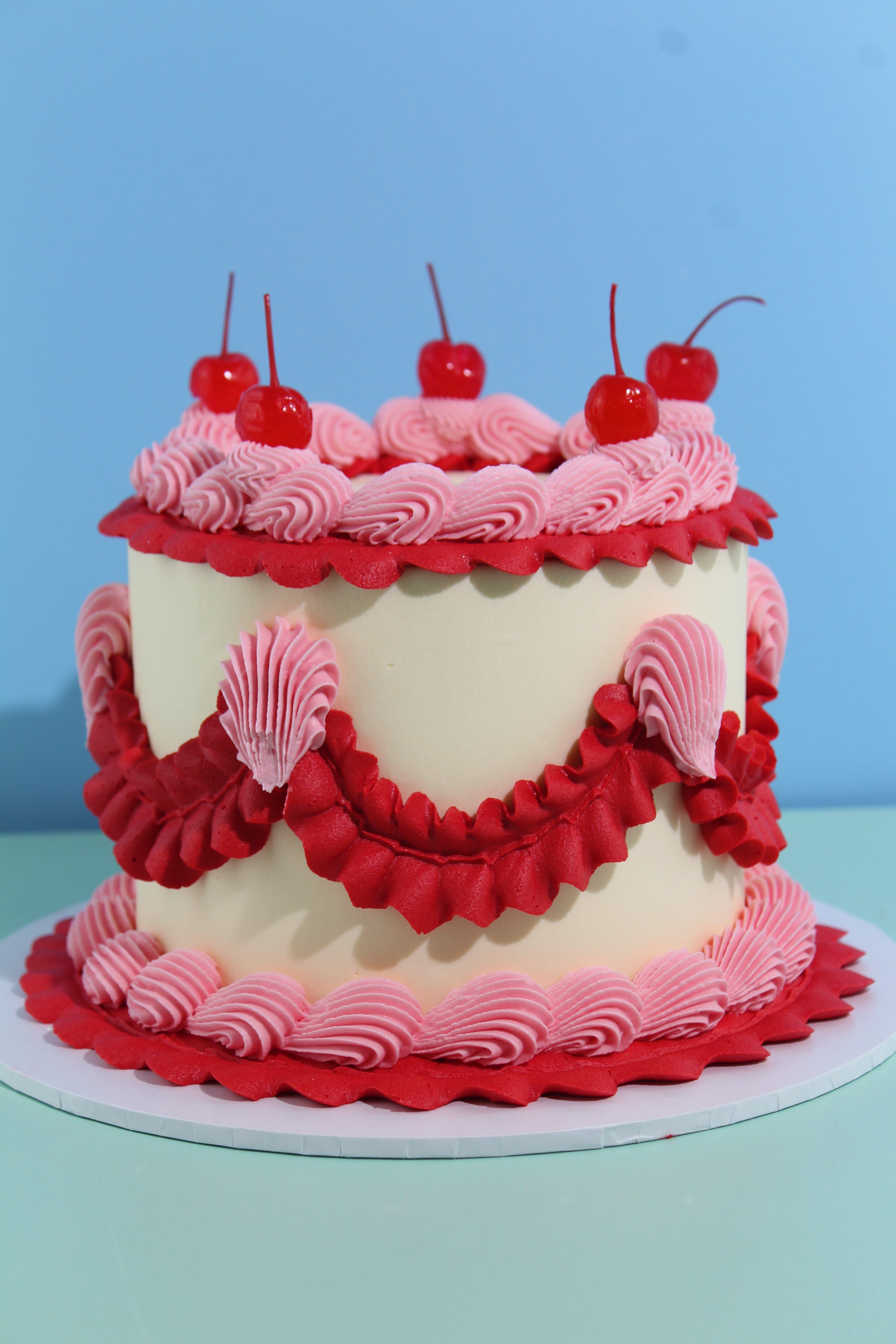 Design Your Own Vintage Cake