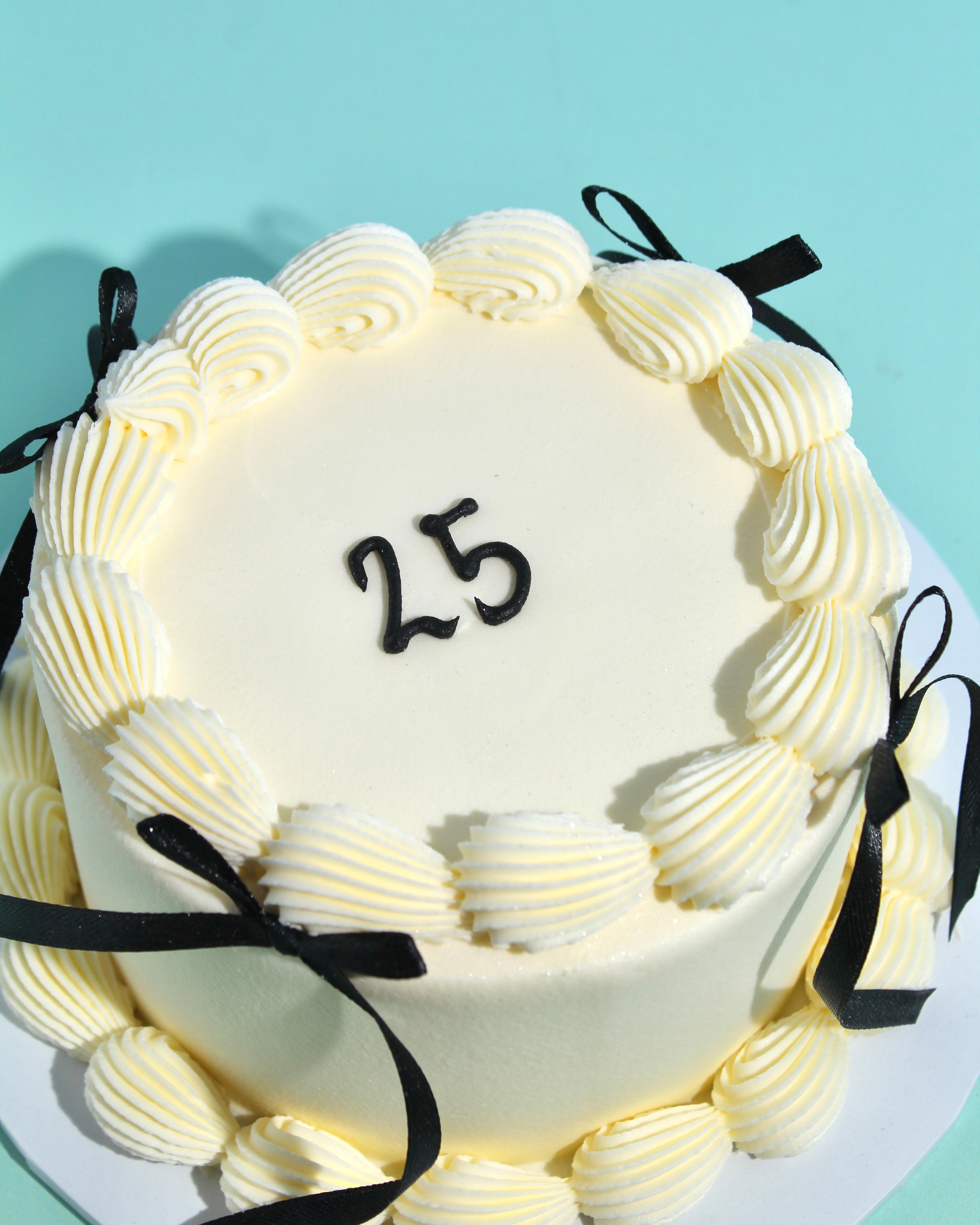 Mini Message Bow Cake