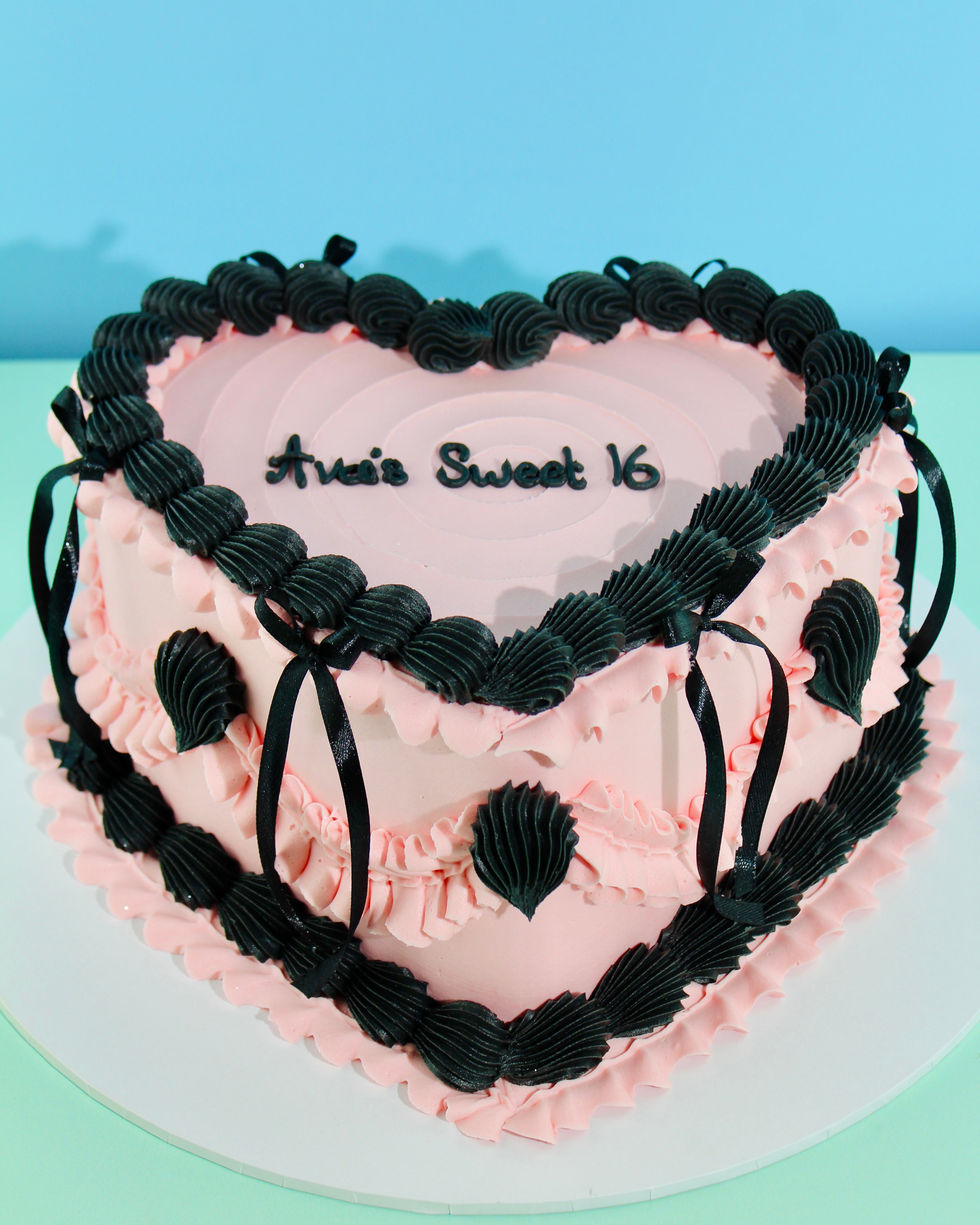 Design Your Own Vintage Heart Cake