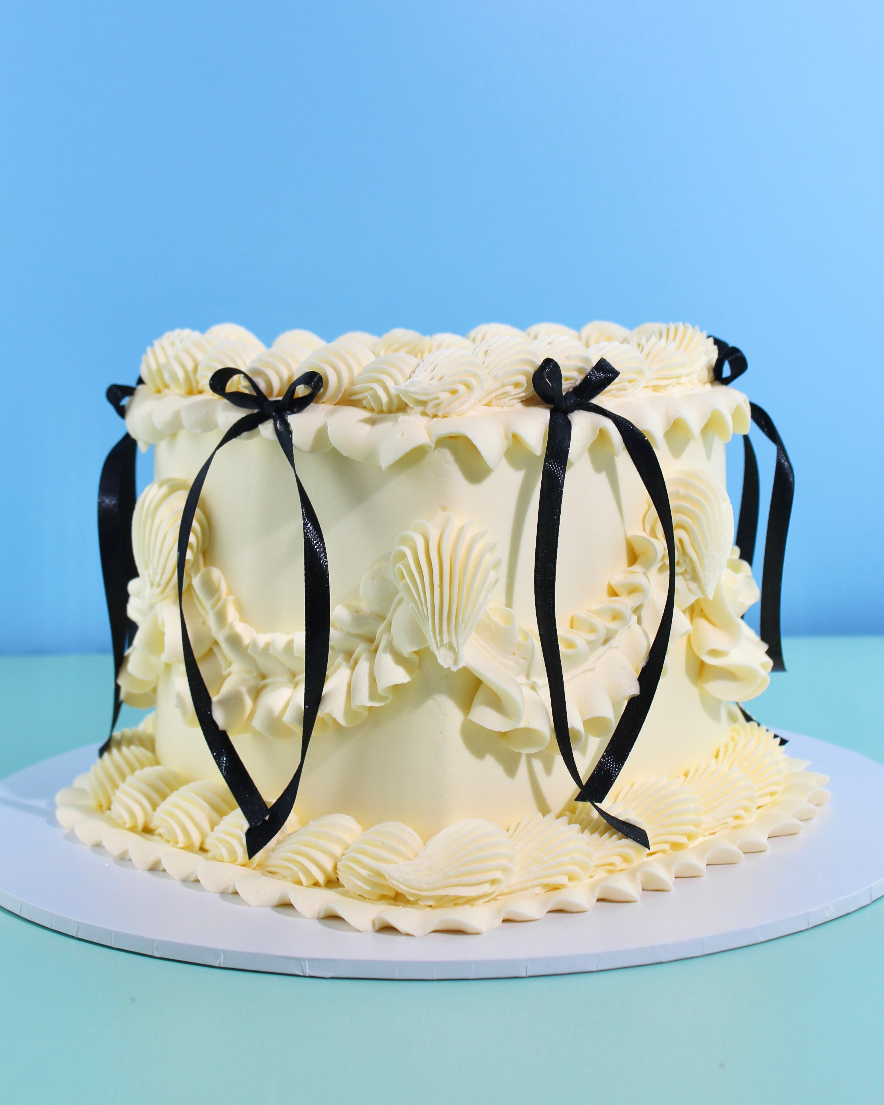 Design Your Own Vintage Heart Cake