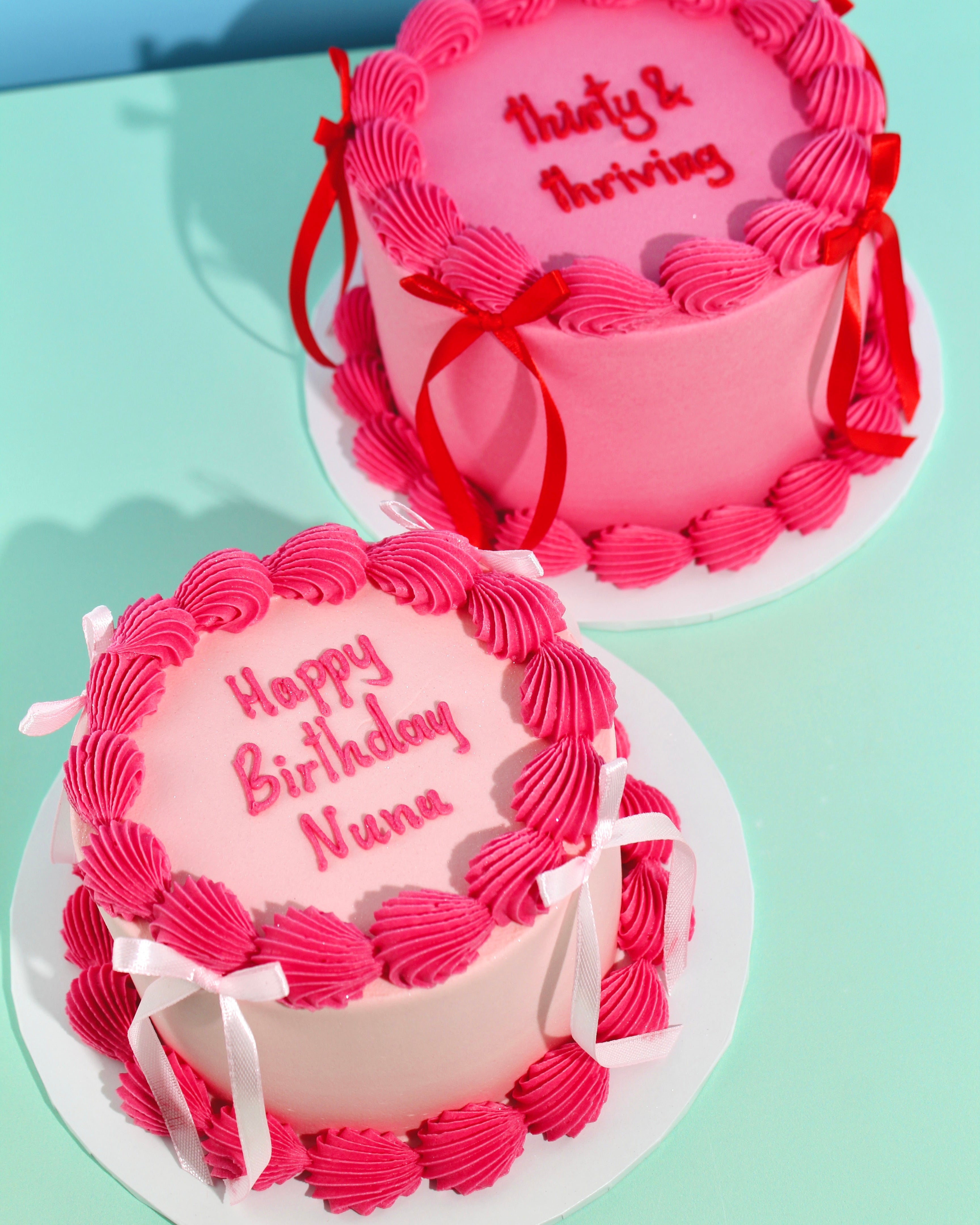 Mini Message Bow Cake