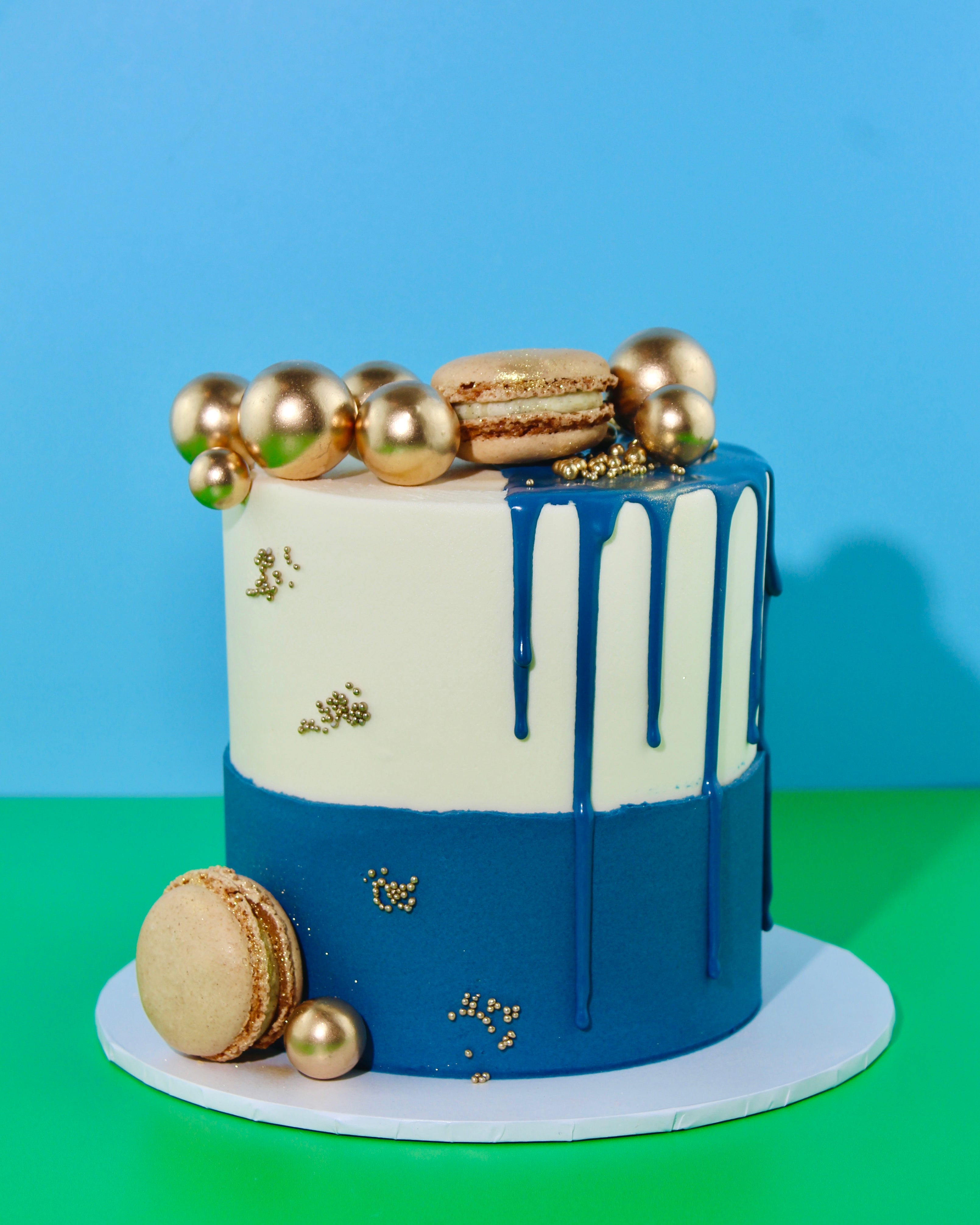 Half Drip Cake