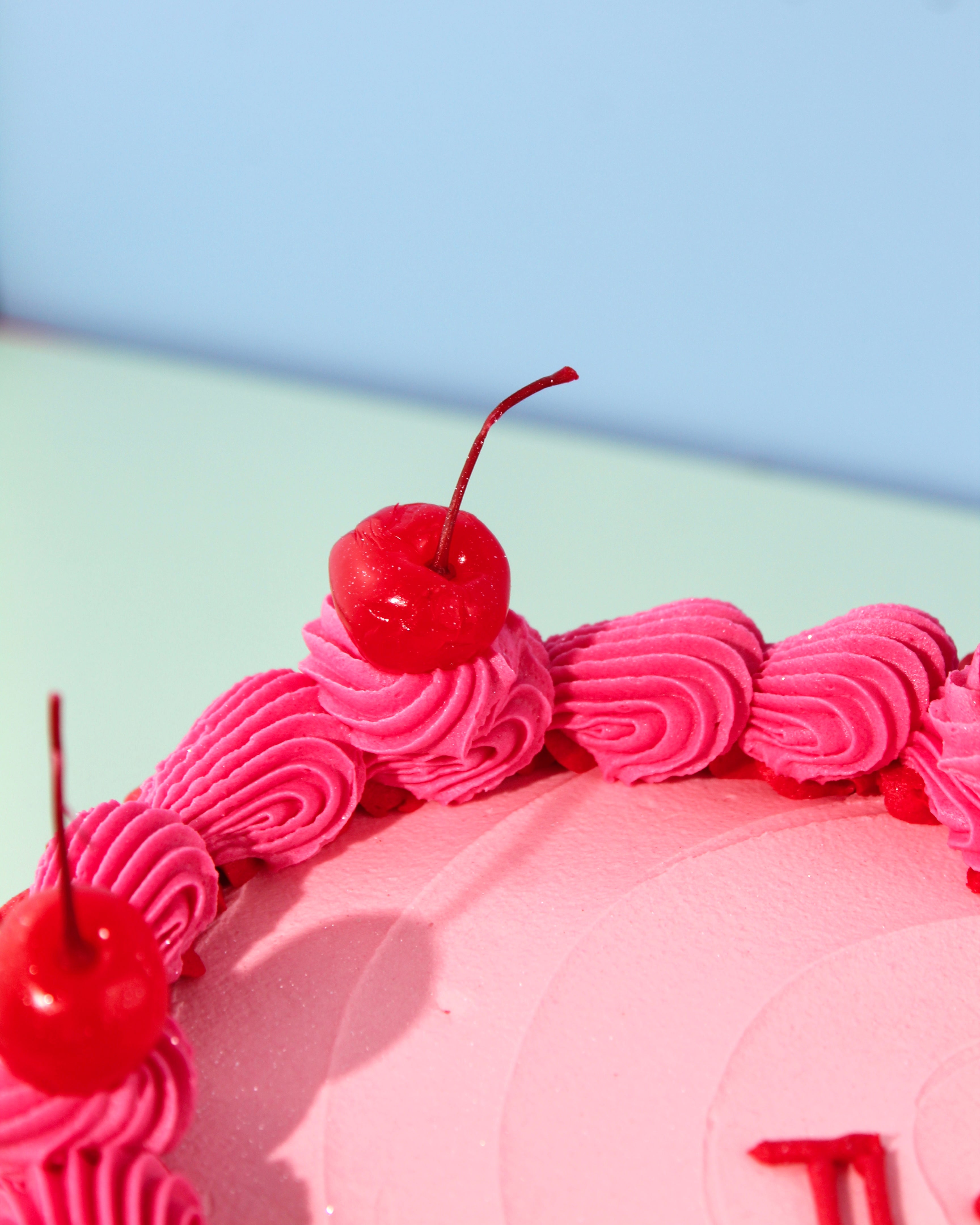 Design Your Own Vintage Heart Cake