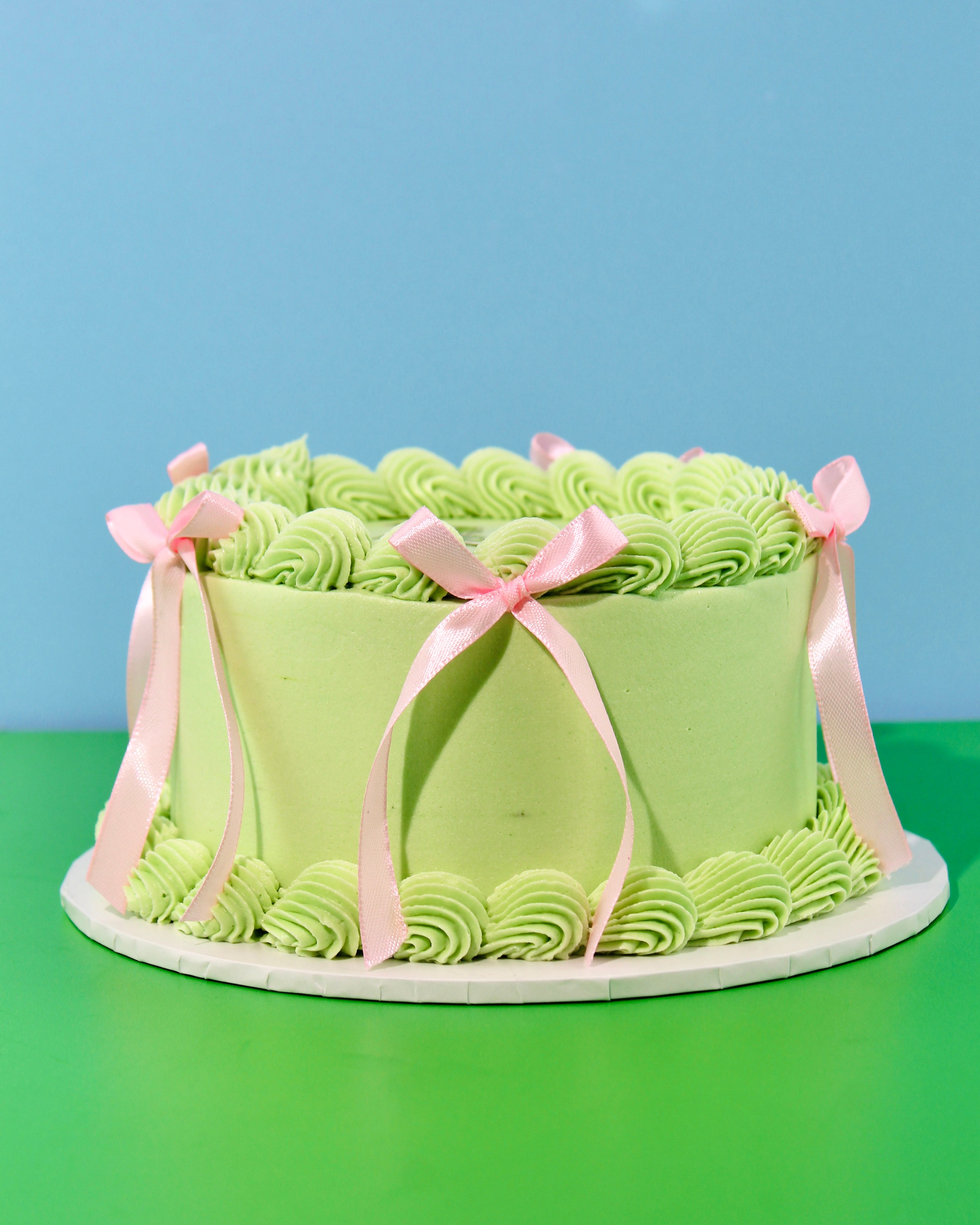 Mini Message Bow Cake