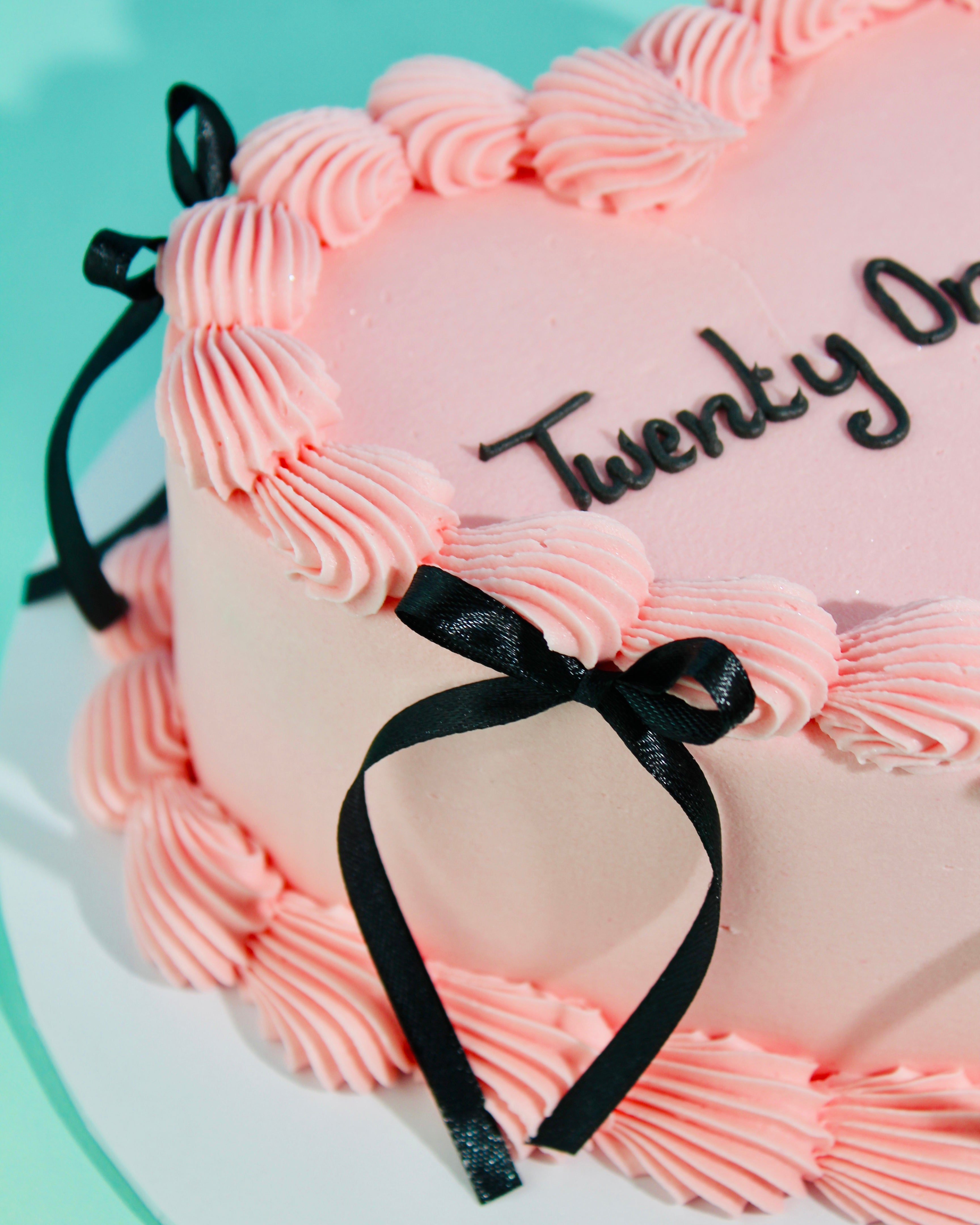 Heart-Shaped Mini Message Bow Cake
