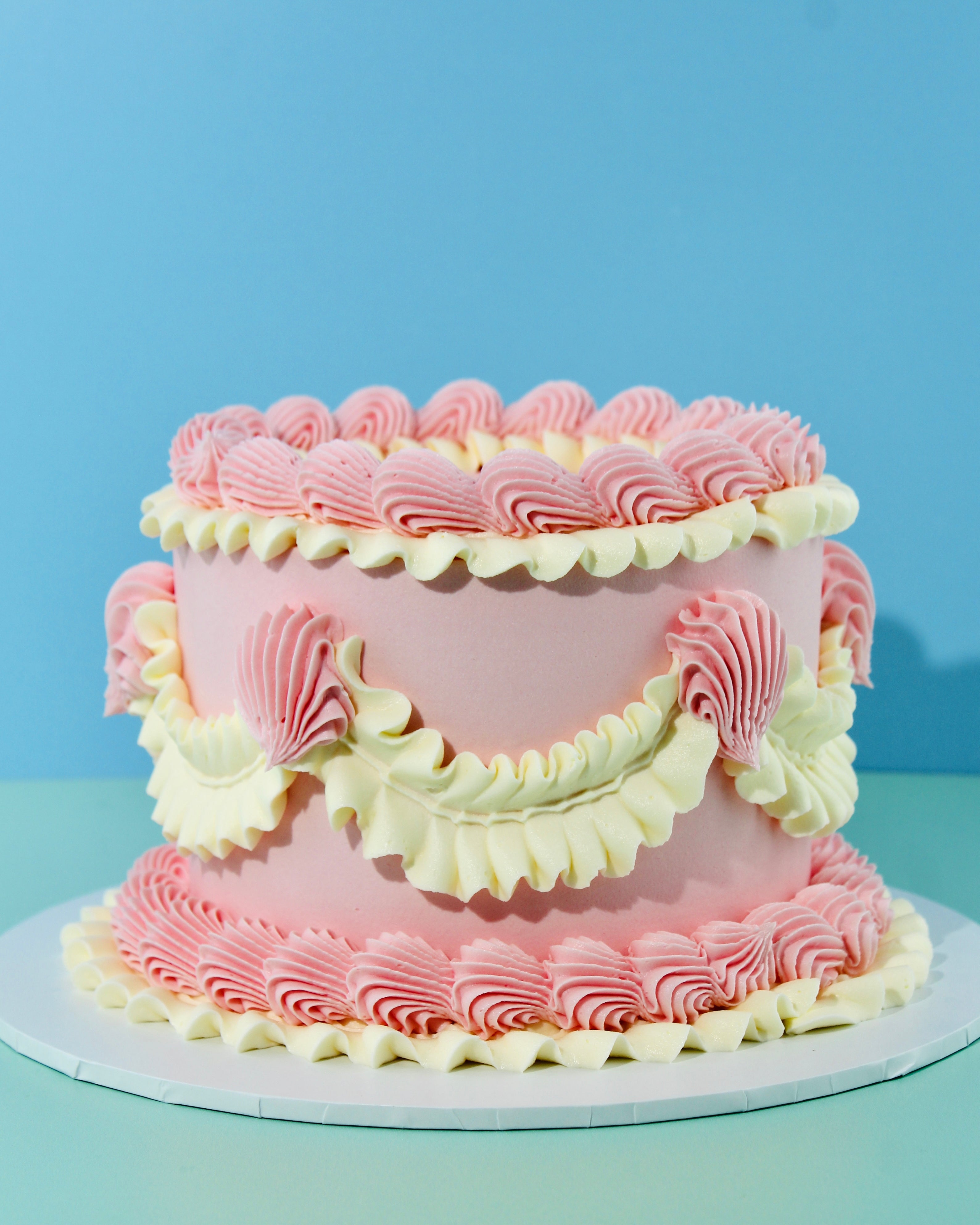 Design Your Own Vintage Cake