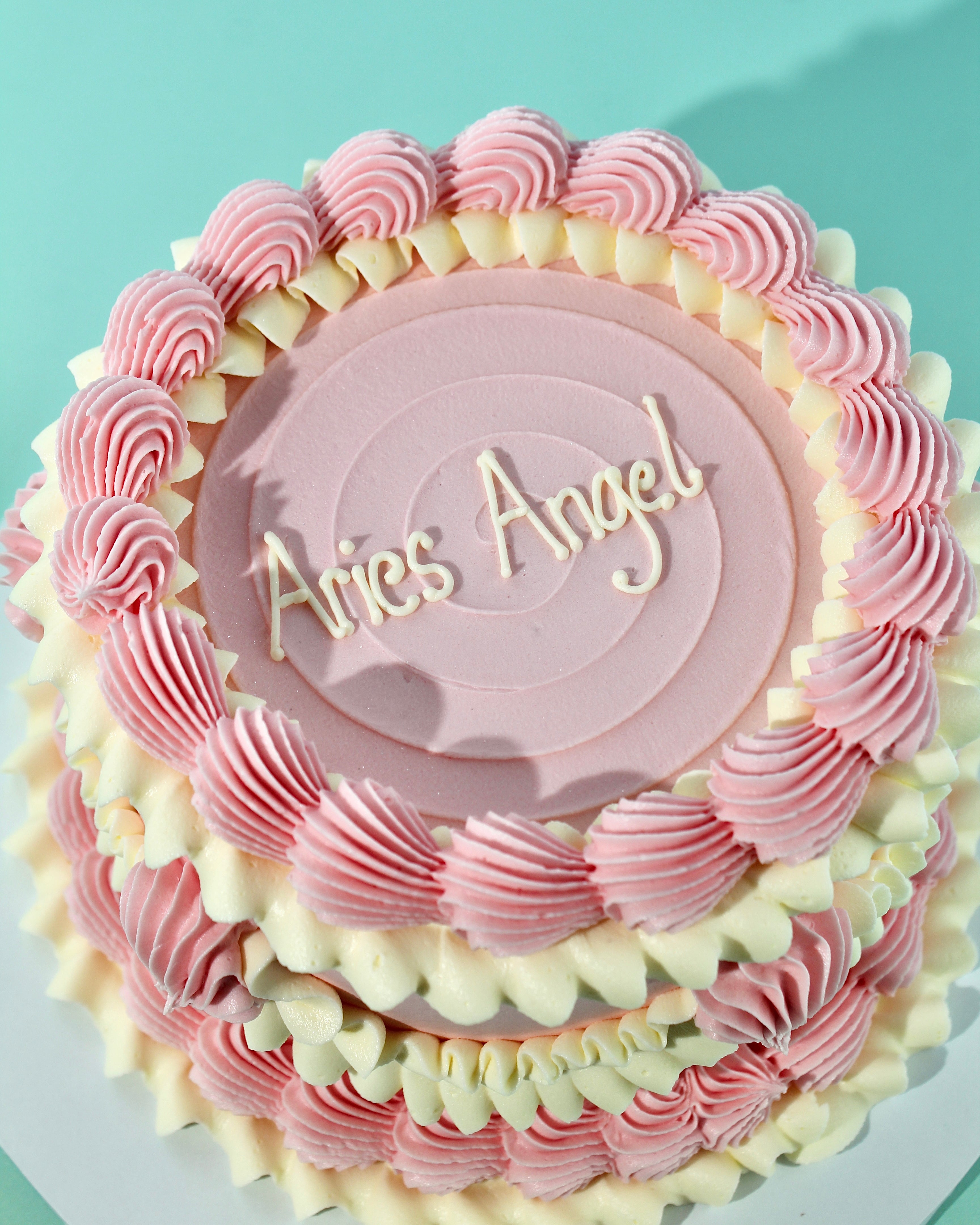 Design Your Own Vintage Cake