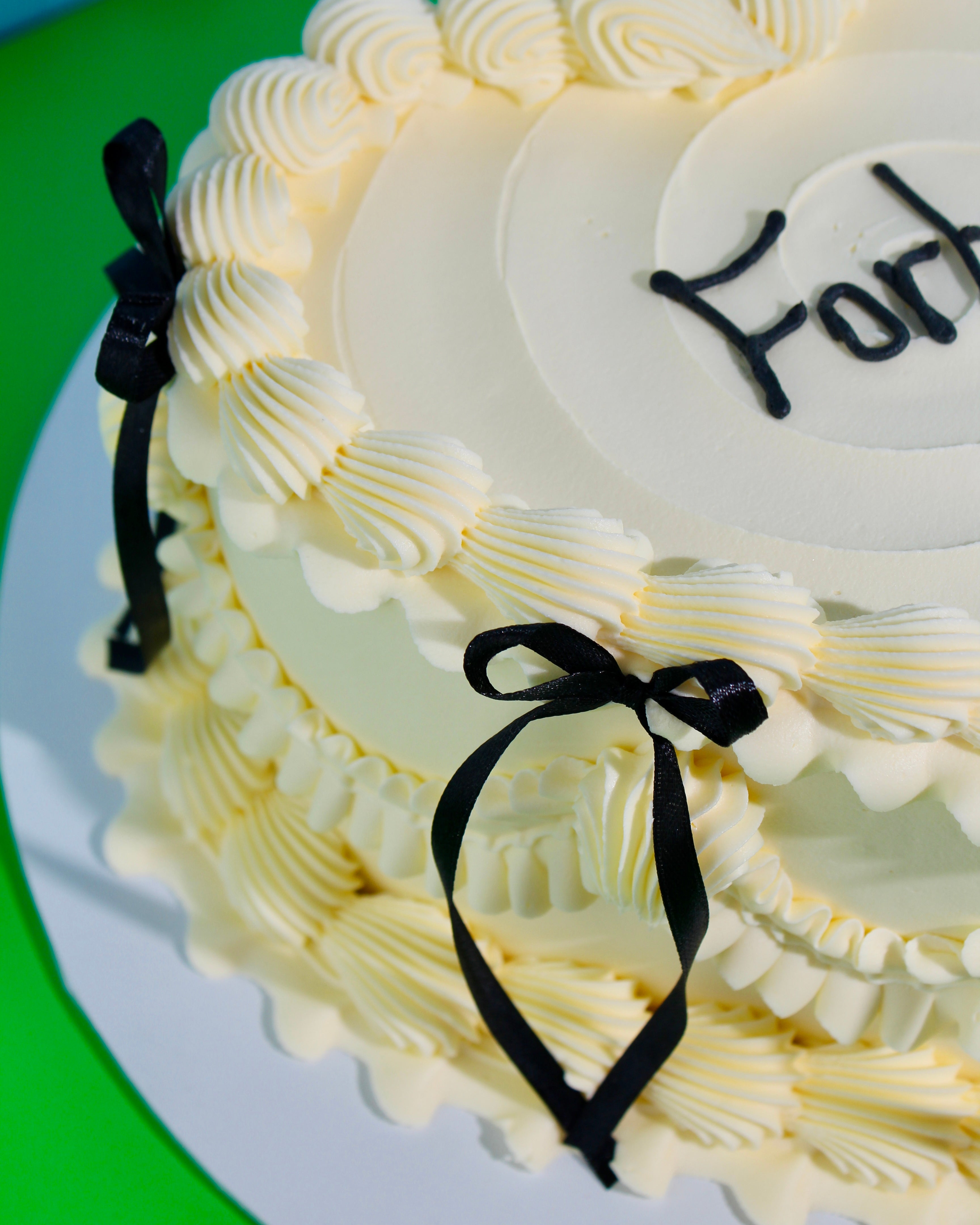 Design Your Own Vintage Heart Cake