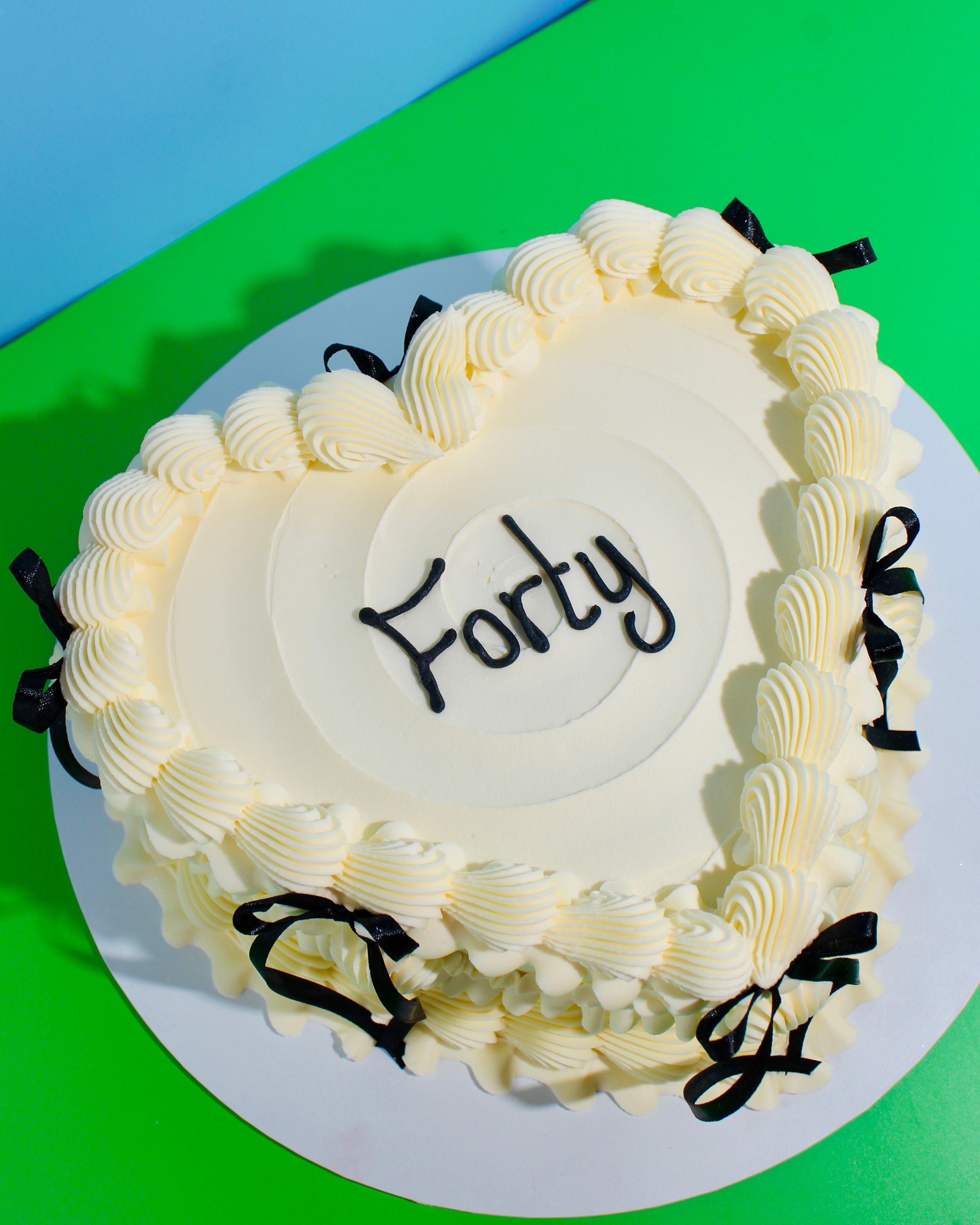 Design Your Own Vintage Heart Cake